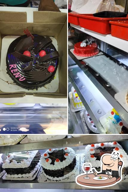 Food at Jhulelal Bakery