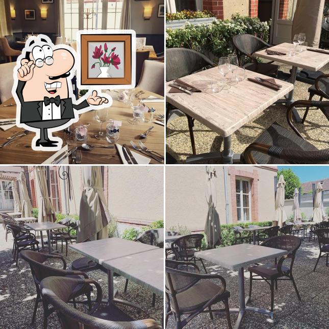 Le Café De La Paix