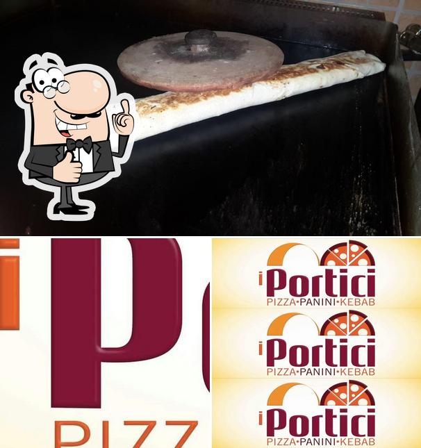 Immagine di Pizzeria i Portici panini pizze kebab