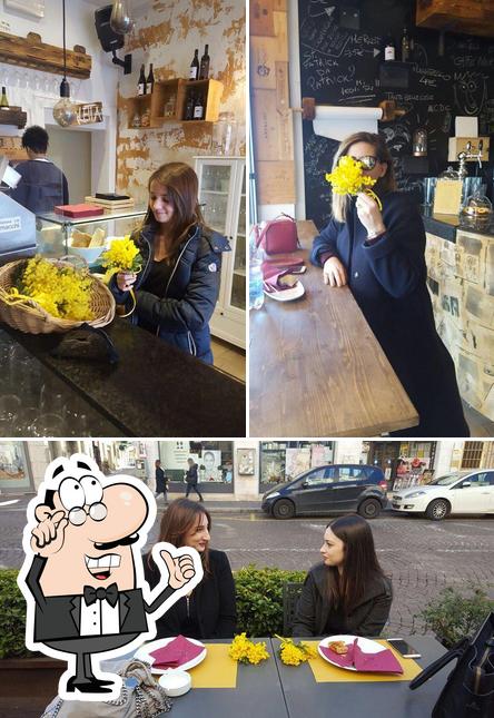 Gli interni di Caffè Noir