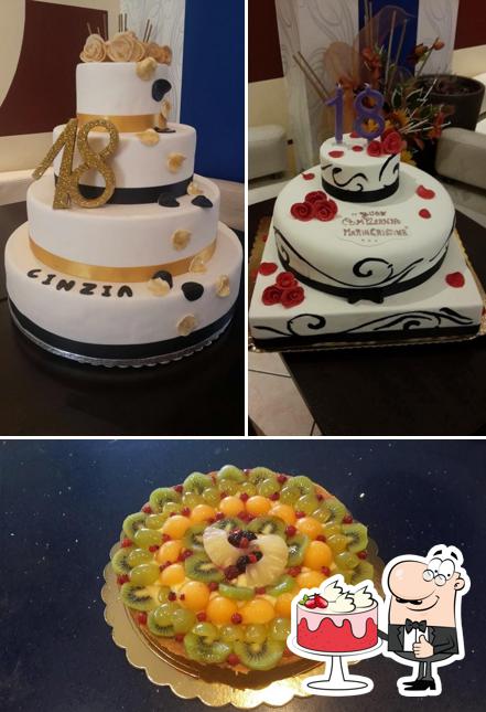 Vedi questa immagine di Les gourmets bar gelateria pasticceria