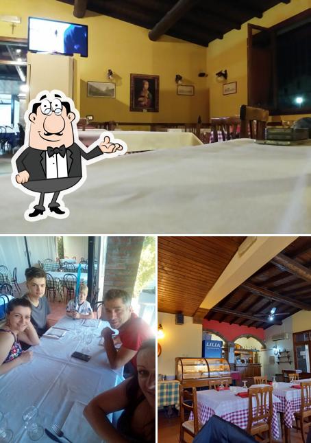 Siediti a un tavolo di Ristorante Piccolo Infinito