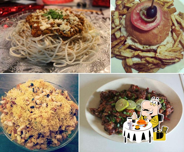 Food at Charlie's Corner (Cafe)