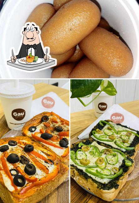 Escargots at Gau Dairy & More, Gumanpura