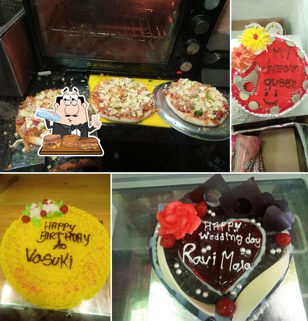 Lobster roll sandwich at Tos Tea