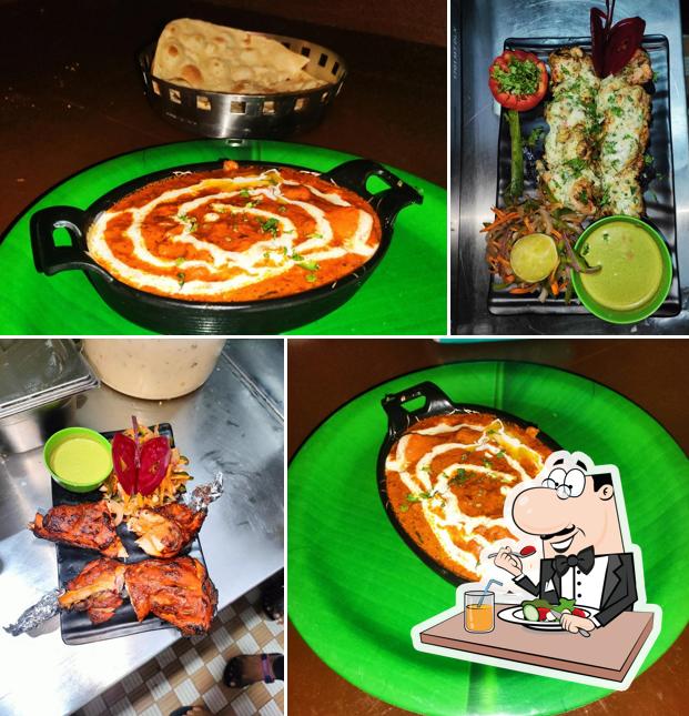 Food at PS5 BAR & RESTAURANT