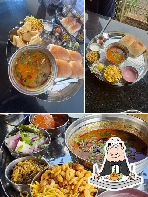 Food at Morya Misal (RanjanGaon)