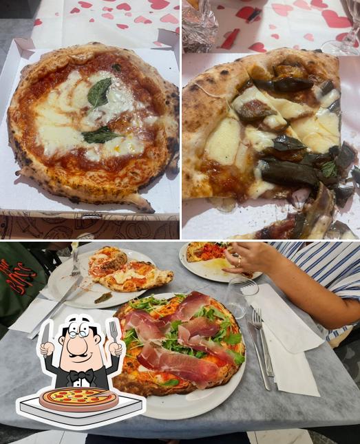 Ordina tra le molte varianti di pizza