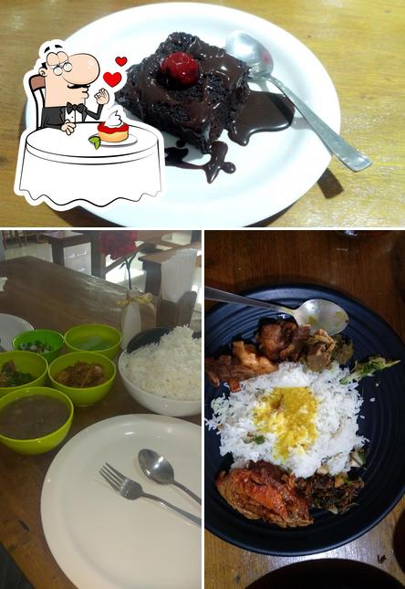 Shosa Kitchen serves a selection of sweet dishes