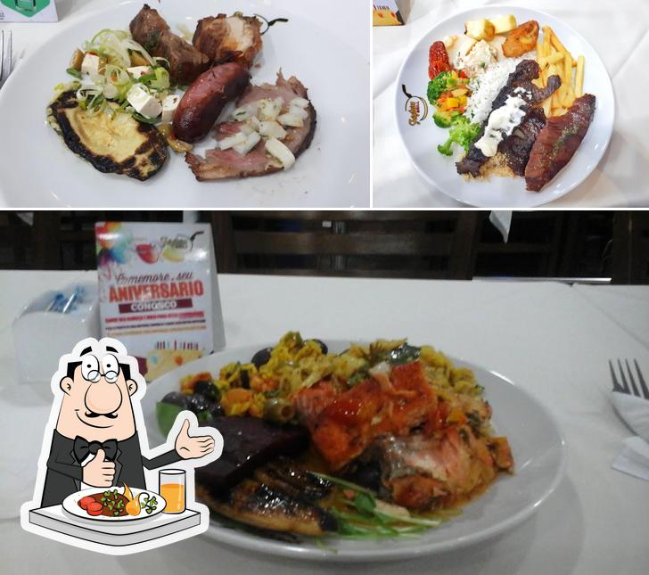 Comida em Frigideira Grill