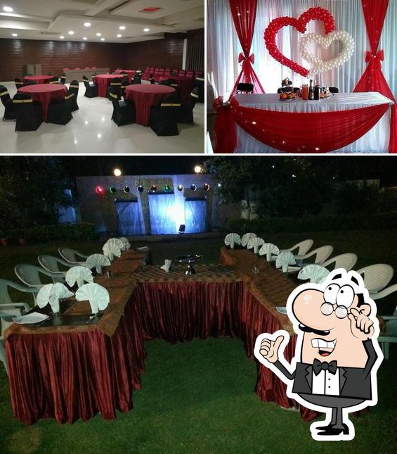 Check out how Blueberrys Restaurant & Banquet. looks inside