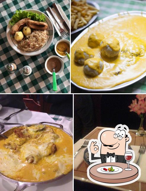 Comida em Schnaps Haus