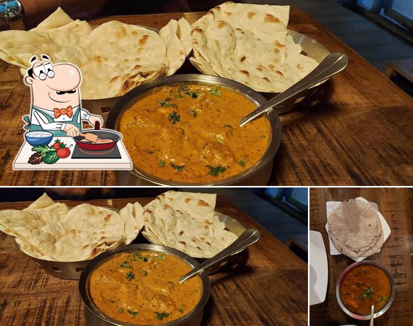 Chicken curry at The Critics Poetry Cafe