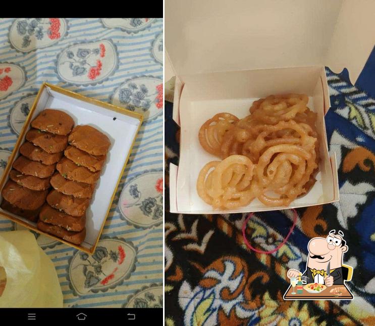 Food at New Delhi Sweets
