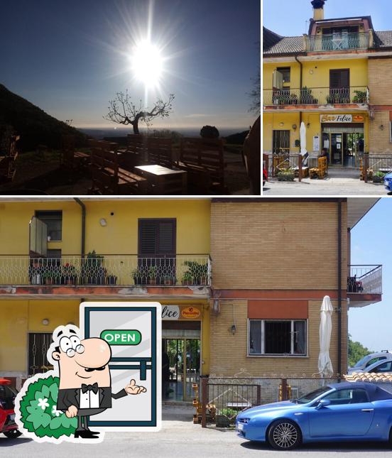 Gli esterni di Bar Felice