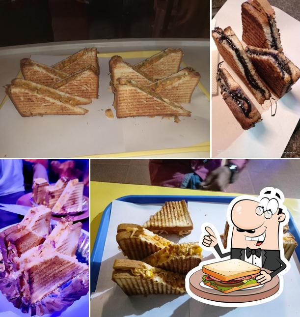 Grilled cheese sandwich at Patalkot Sattu Food Express Sandwich King