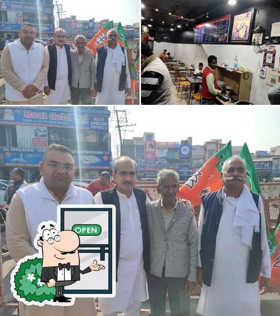 Among various things one can find exterior and interior at Pehalwan NonVeg Dhaba