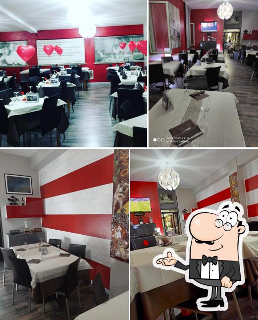Siediti a un tavolo di Ristorante Pizzeria Milleluci