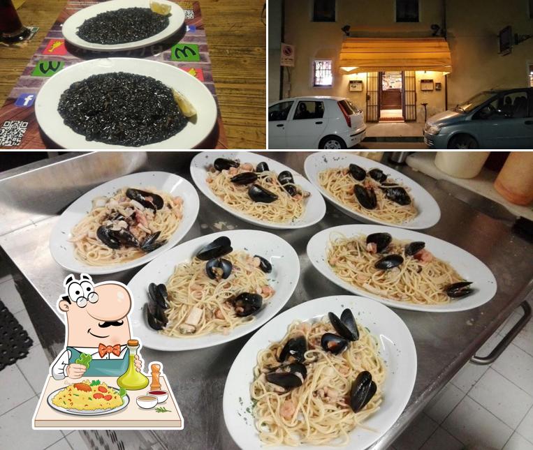La cibo e esterno del ristorante