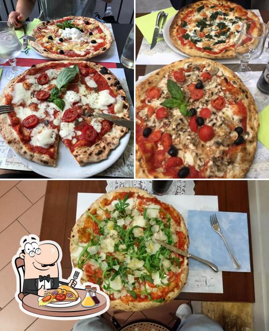 Prenditi una pizza a Pizzeria Spacca Napoli