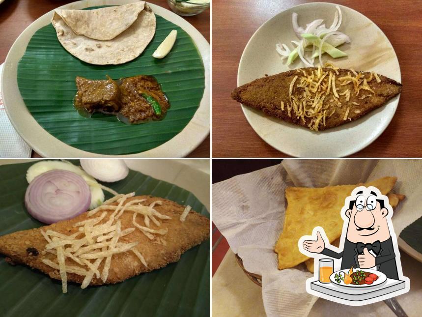Food at Bhojohori Manna