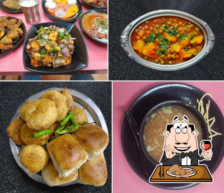 Pick pizza at Swami Krupa Hotel Mamacha Wada