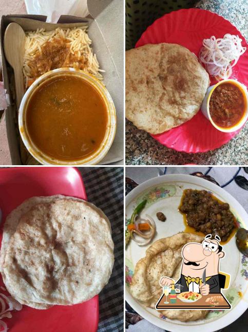 Food at Anand Ji Chole Bhature Wale