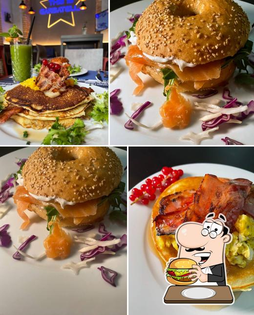 Prova un hamburger a Figli delle Stelle Bistrot Pub