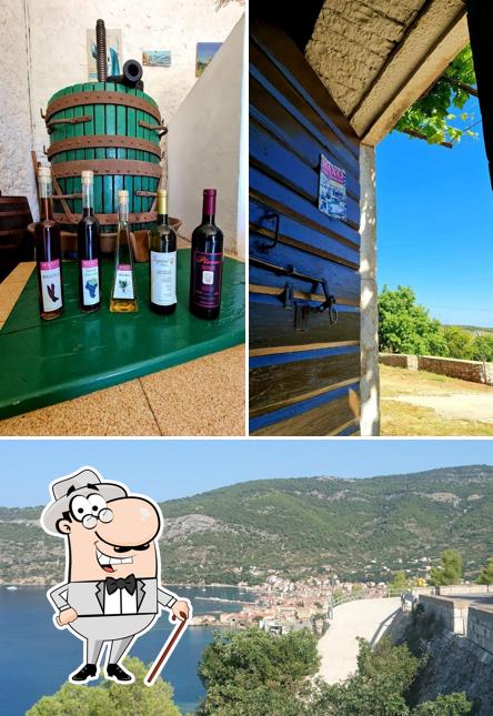 Puoi goderti l'aria fresca da seduto all'esterno di Maxo