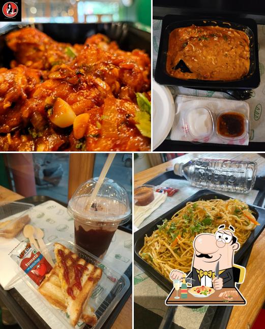 Pad thai at De'oriens Cafe & Dine (Now Cloud Kitchen in DE' Indies)