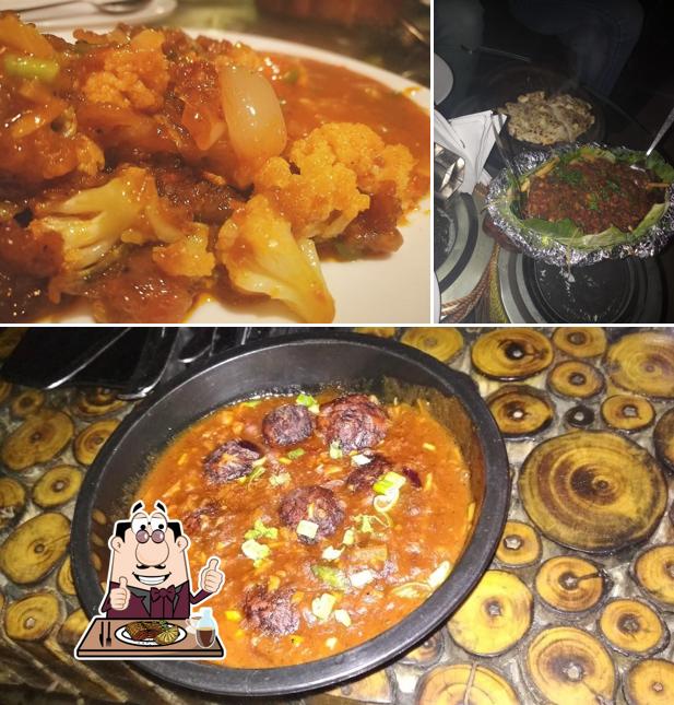 Get meat dishes at Oblack O cafe, Kota