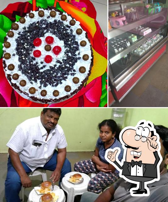 Among different things one can find interior and food at Reshma Bakery