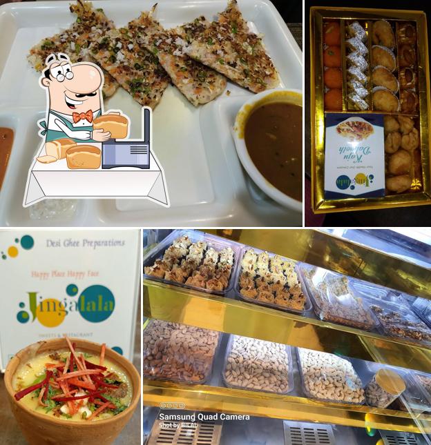 Garlic bread at Jingalala Sweets & Restaurant