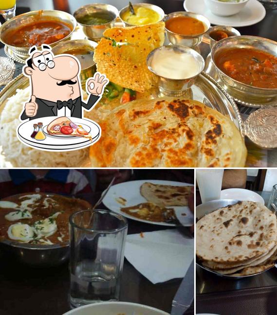 Try out different variants of pizza