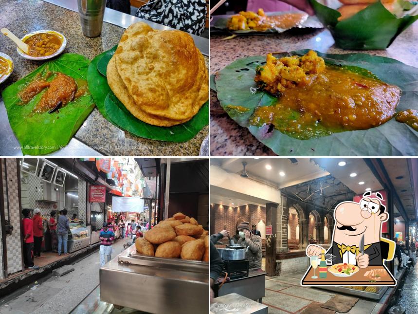 Food at PanditJi Poori Wale