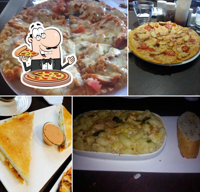 Pick pizza at The Pasta Bar Veneto