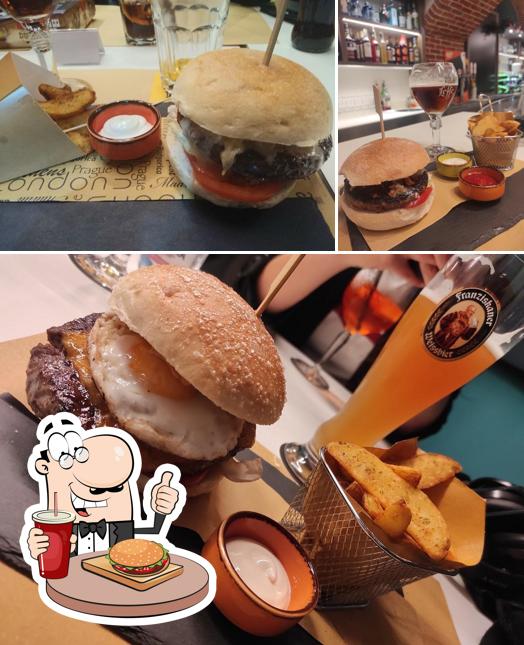 Prova un hamburger a Magic Lair