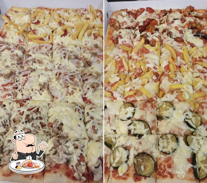 Ordina tra le svariate varianti di pizza
