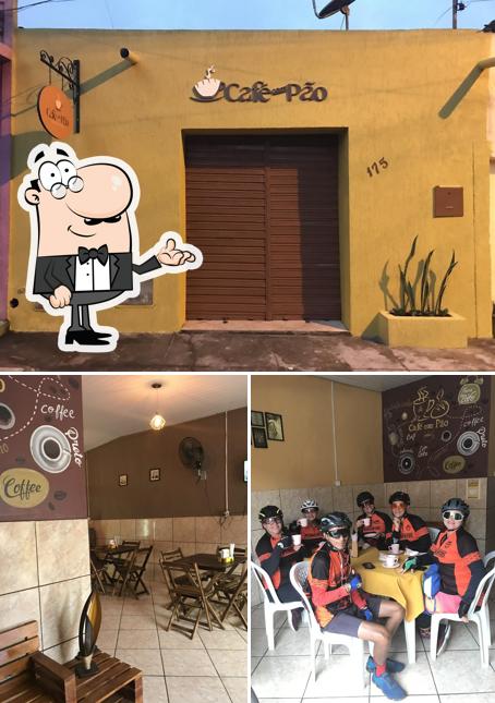 O interior do Café com Pão Tapiocaria e Cuscuz