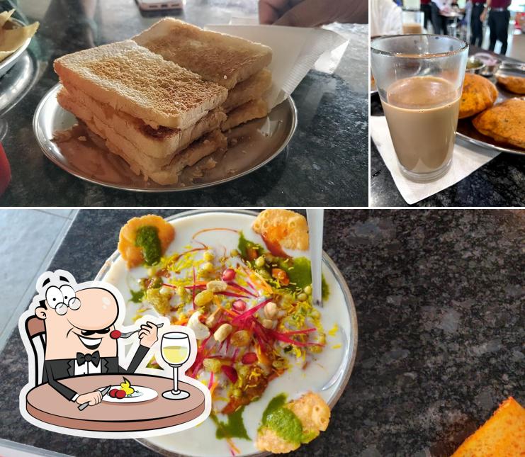 Food at Hotel Highway King Neemrana