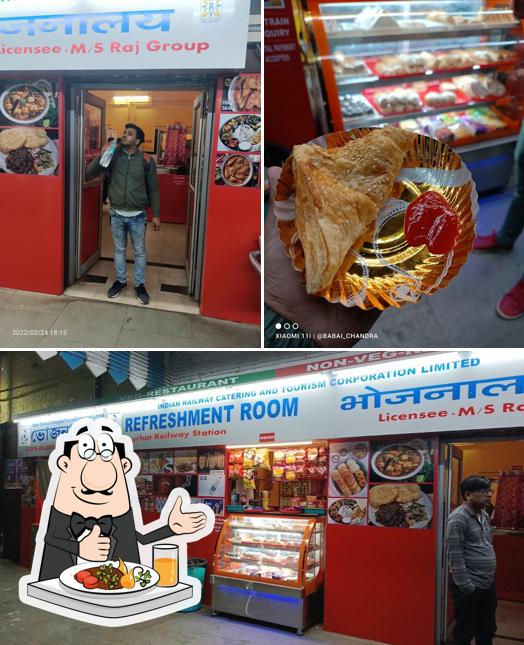 Food at IRCTC FOOD CANTEEN ভোজনালয়