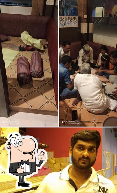 See this pic of King burger cool bar