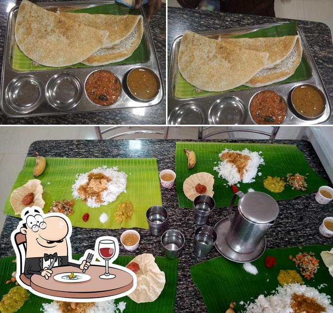Food at Sri Nathi Restaurant. & Sri Nathi thirumana Mahal