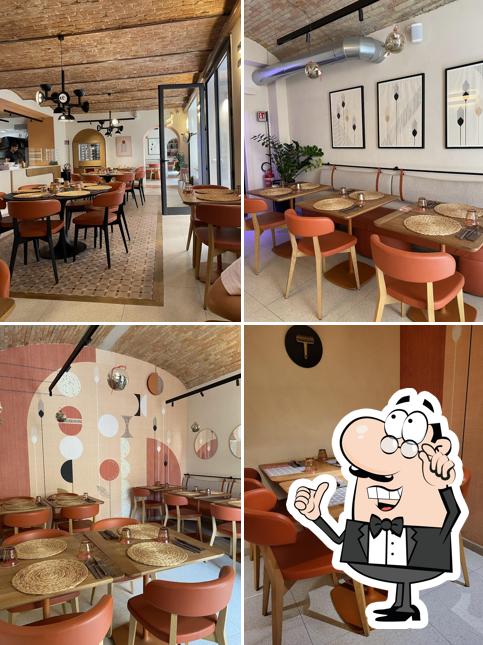 Dai un'occhiata agli interni di Pizzeria Mamma mia