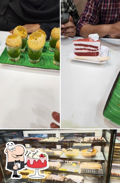Red velvet cake at Rainbow Bakes Tirupattur