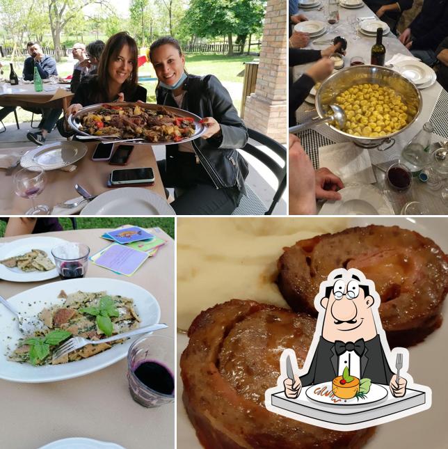 Cibo al Ristorante Oasi Bianca