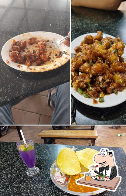 Food at Streat Galaxy Mall