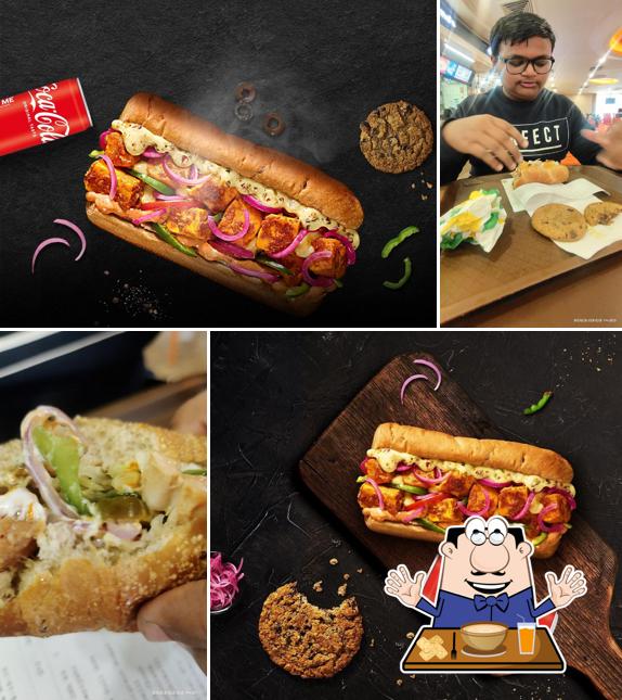 Food at Subway Korum