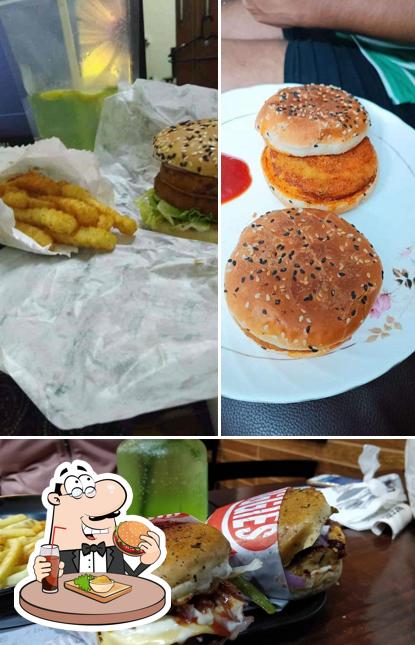Order a burger at Biggies Burger (cloud Kitchen) : Electronic City Phase 2