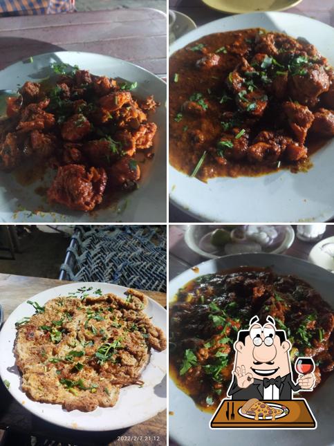Pick pizza at Dawat Fry Center